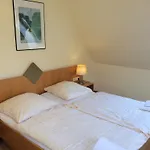 Schiller 3*