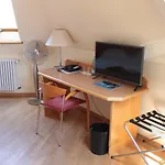 Schiller 3*