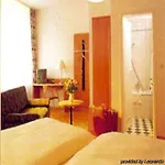 Schiller Hotel